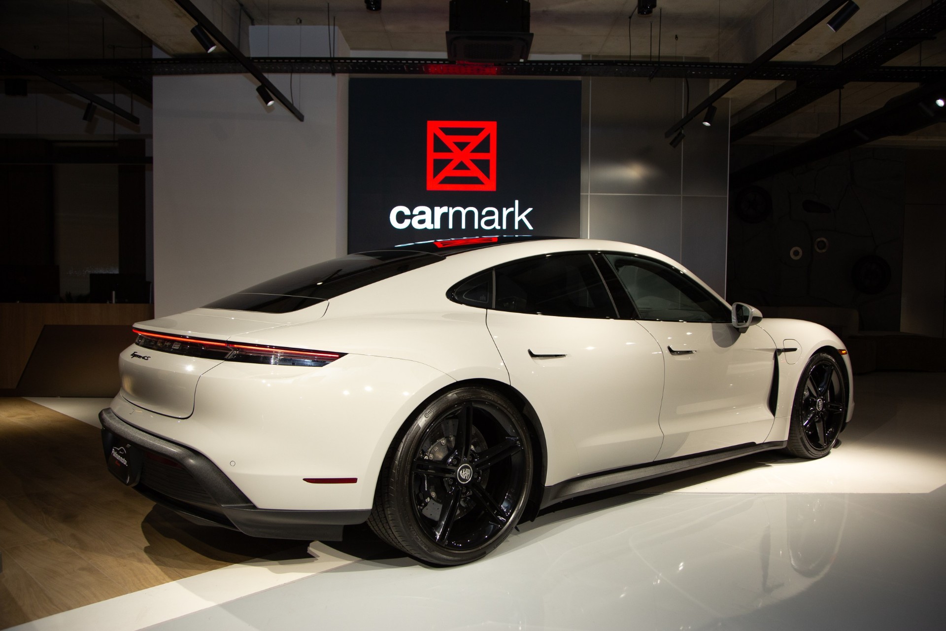Porsche Taycan 4S