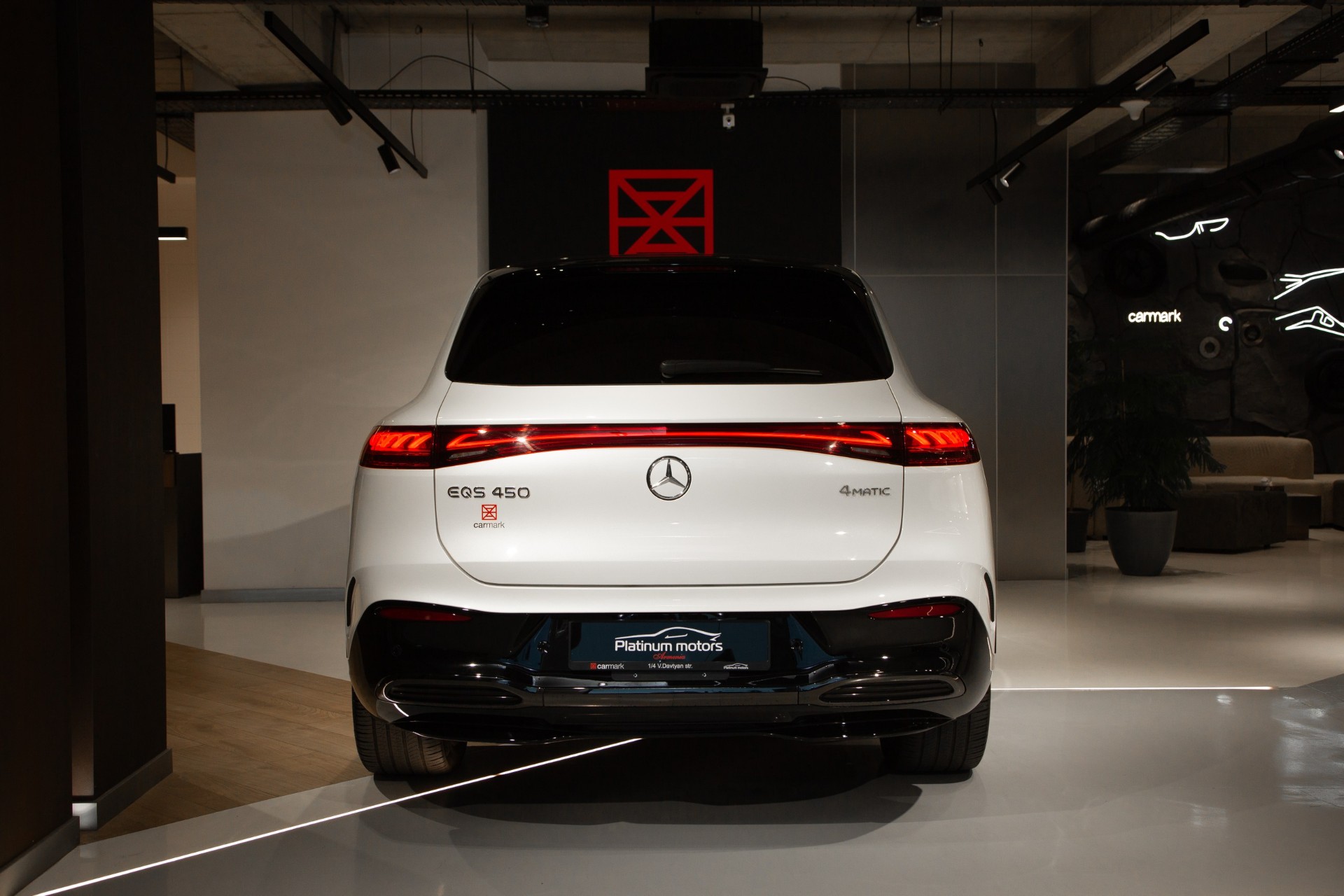 Mercedes-Benz EQS 450+