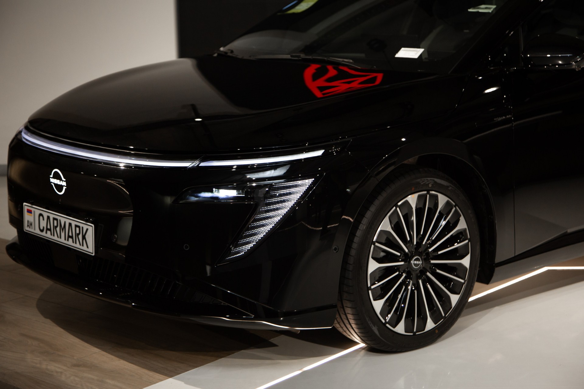 Nissan N7 Max