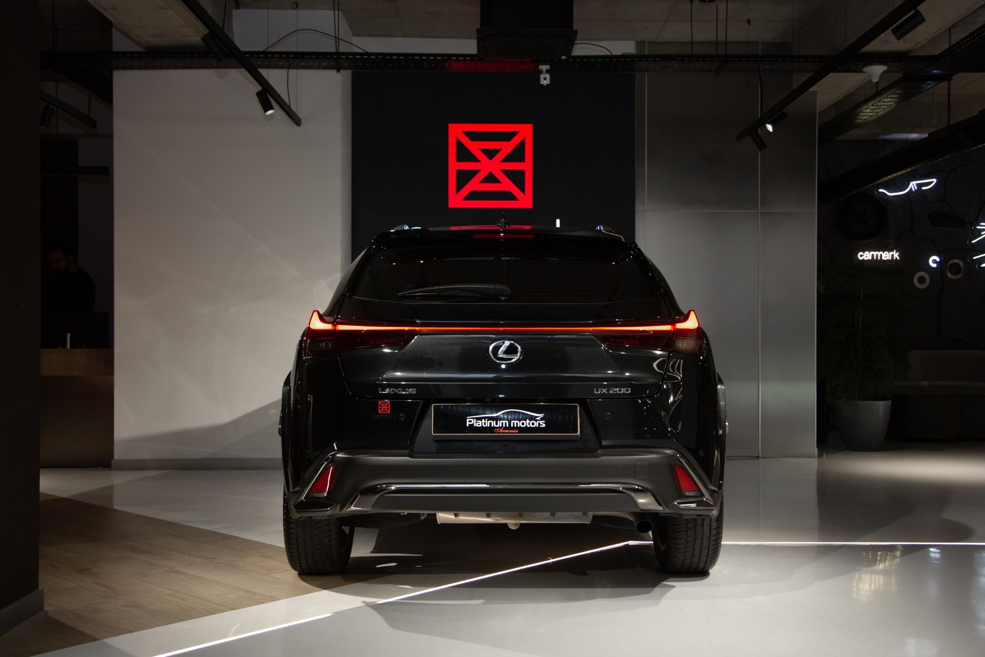 Lexus UX 200