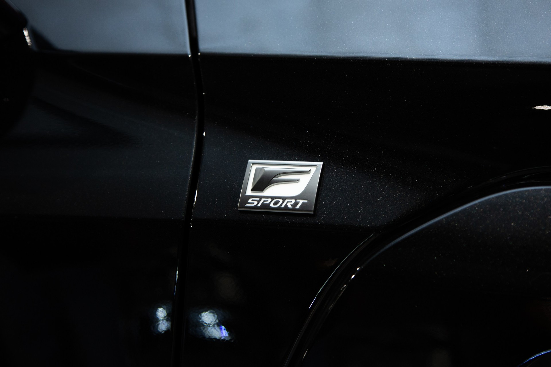 Lexus UX 200