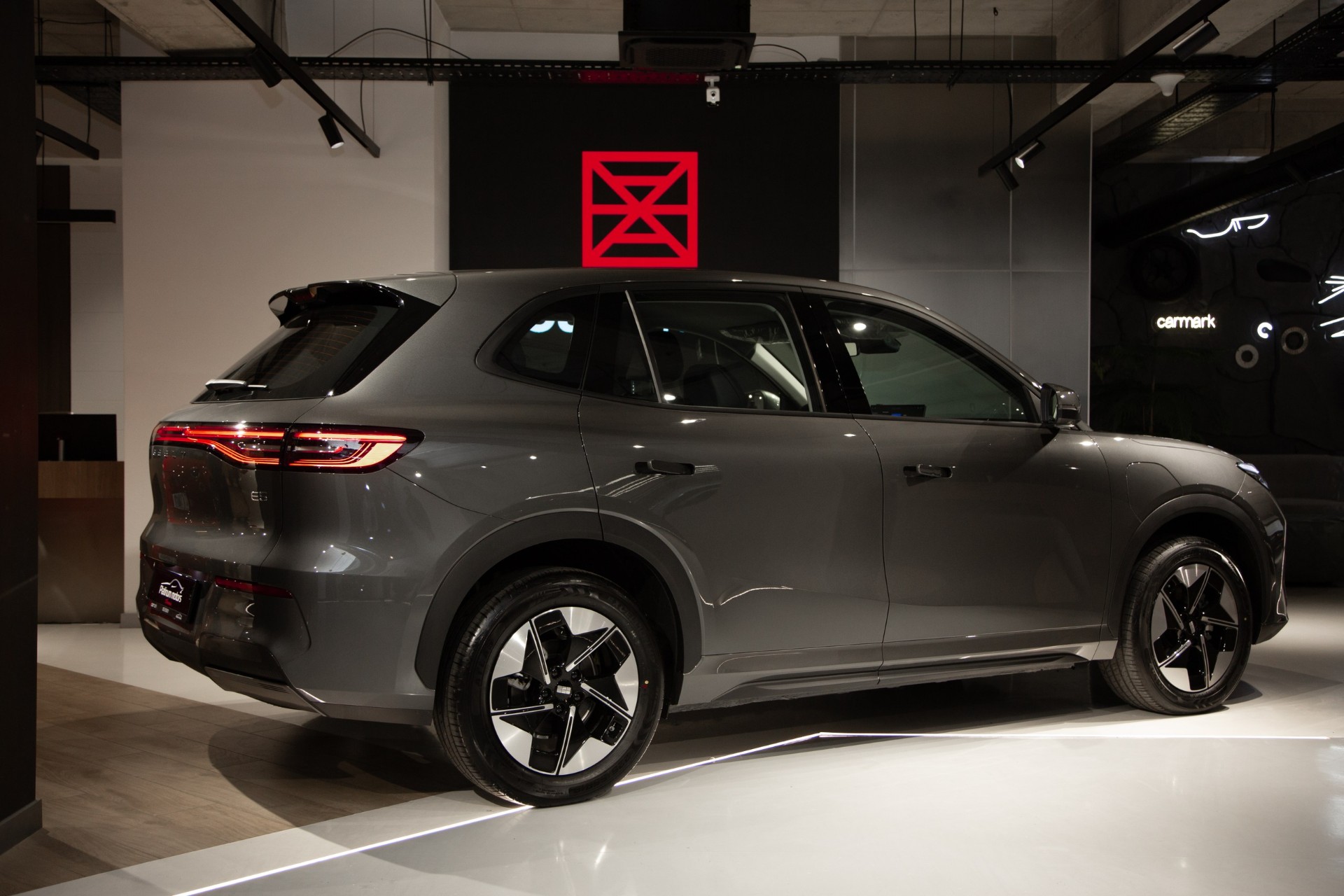Geely E5