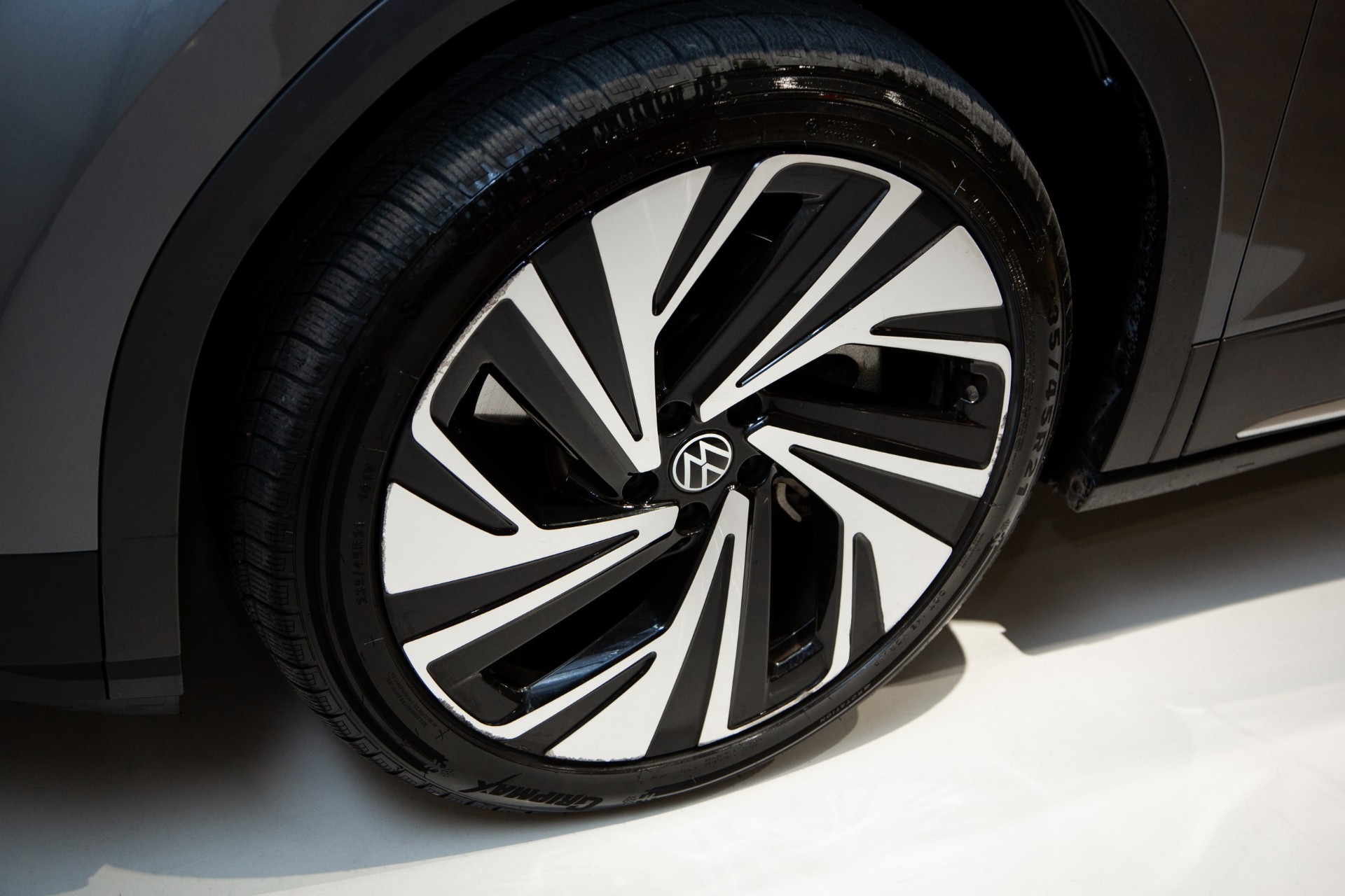 Volkswagen ID.6 X PRIME