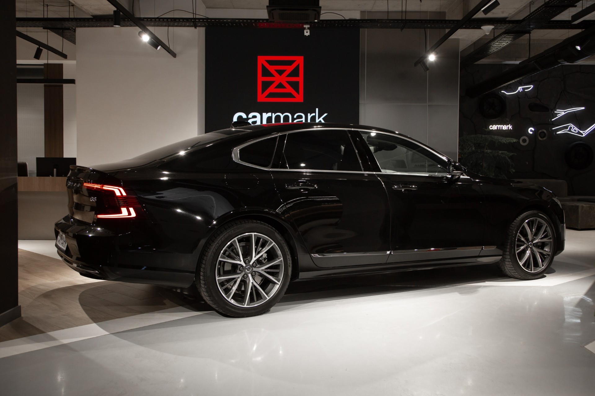 Volvo S90