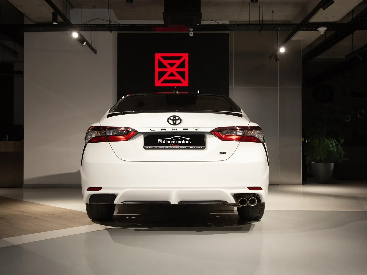 Toyota Camry 
