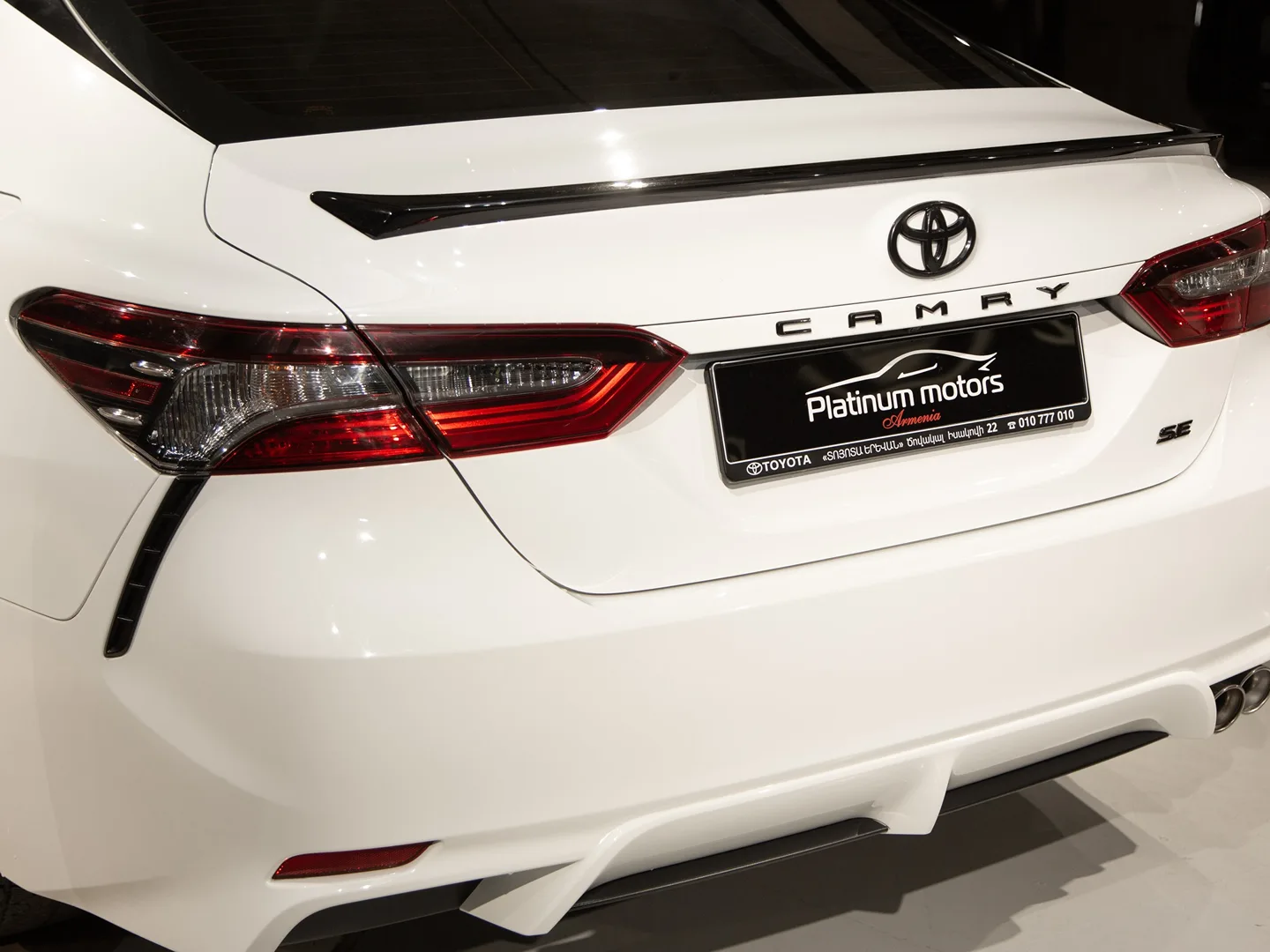 Toyota Camry 